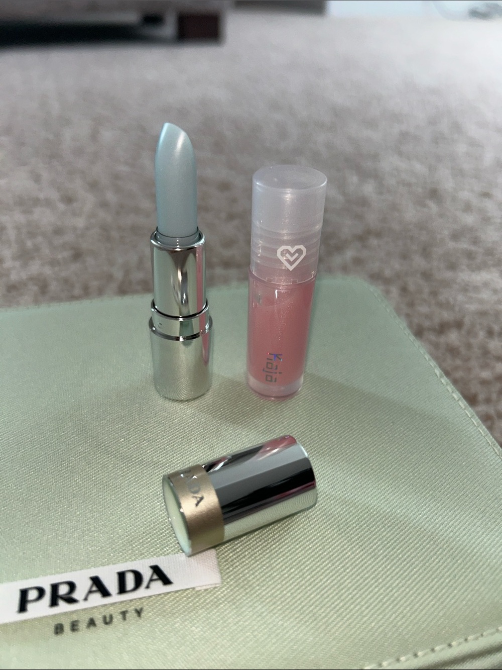 Prada lip blushing care balm - Picture 3 of 17